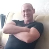 Valera, 51, Nevel
